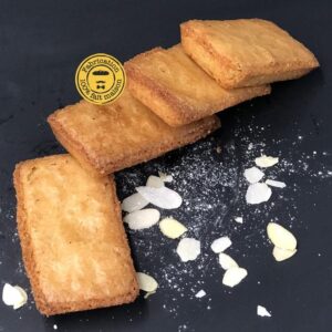 FINANCIER